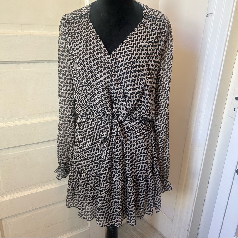 PAIGE Lizabeth Silk Houndstooth Dress Office Business Ruffled V Neck Lined